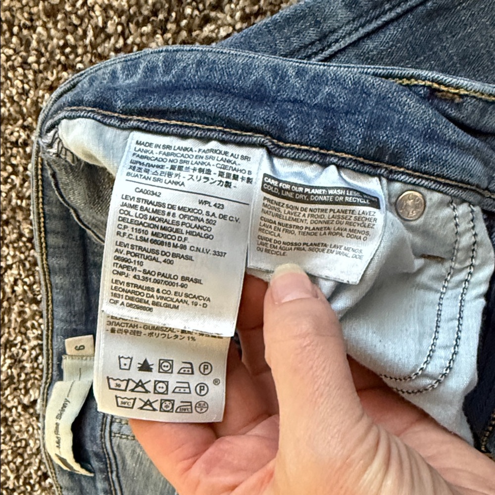 Madewell Light Blue Straight Leg Jeans - Picture 4 of 5